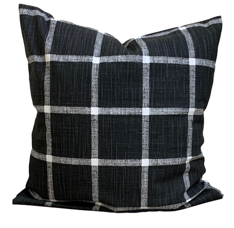 Black & white windowpane