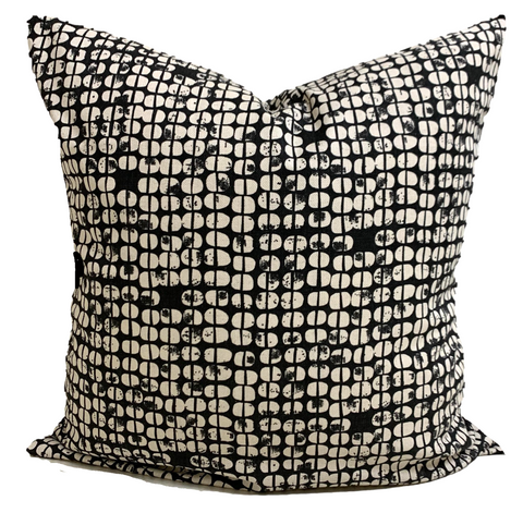 Black and natural zing