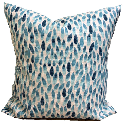 Outdoor aqua raindrops